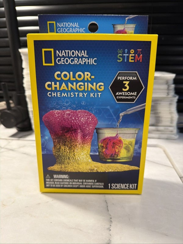 NEW National Geographic STEM Chemistry Kit – Color Changing Chemistry Kit– Seal