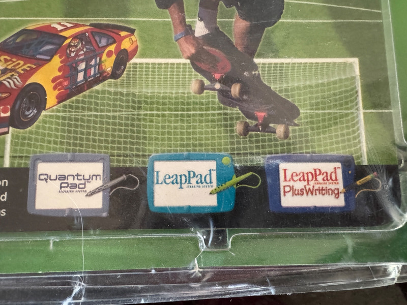 2003 Quantum Pad -LeapPad Plus Writing -SPORTS EDITION -3RD-5TH GRADE- NEW gallery