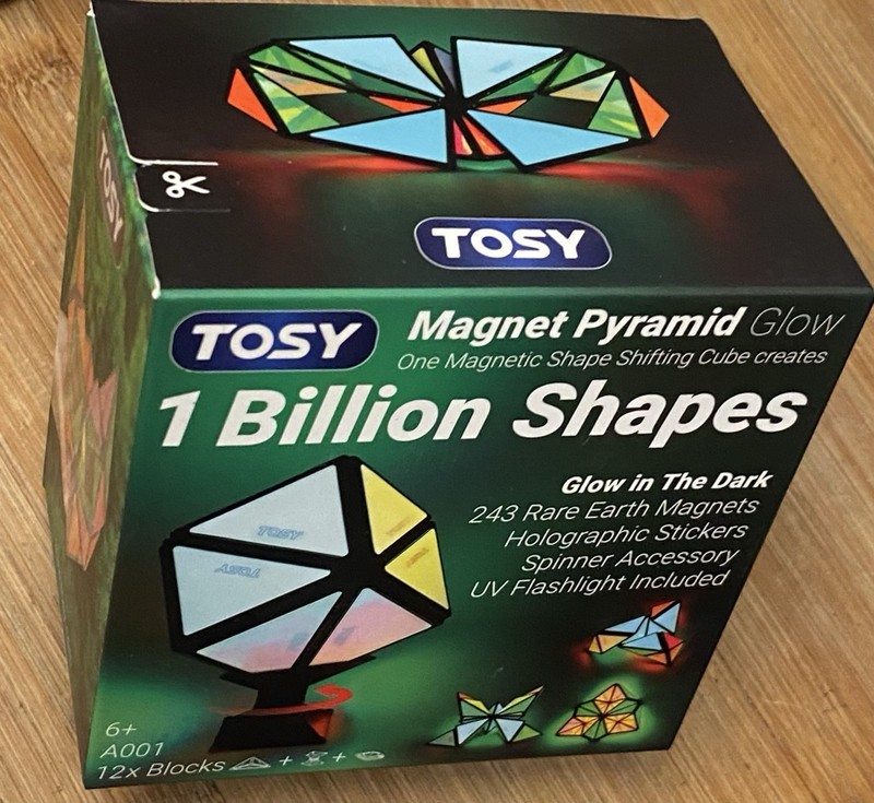 TOSY Magnet Pyramid Glow