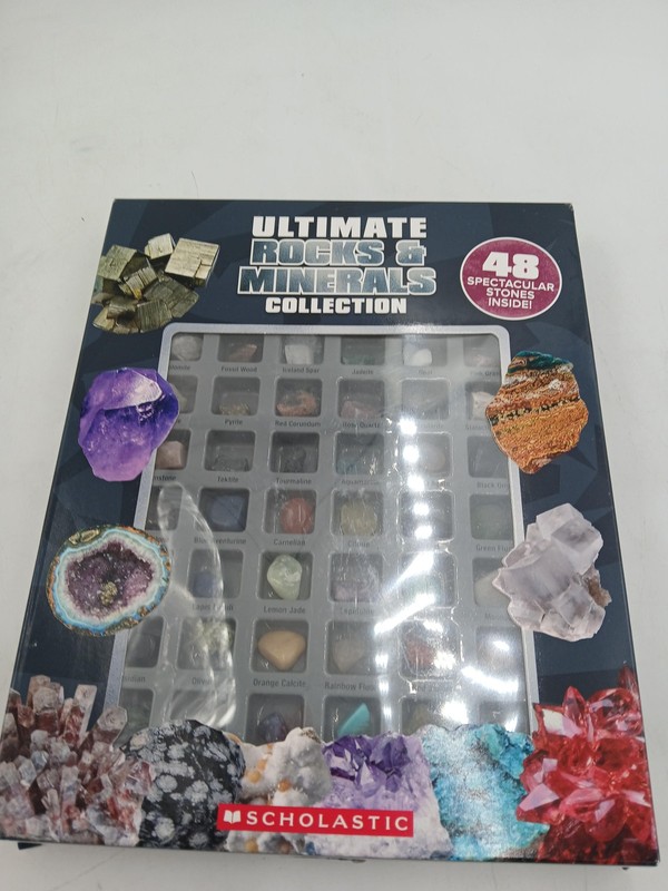 Scholastic Ultimate Rocks & Minerals Collection Kit 48 Stone Samples Box Wear gallery