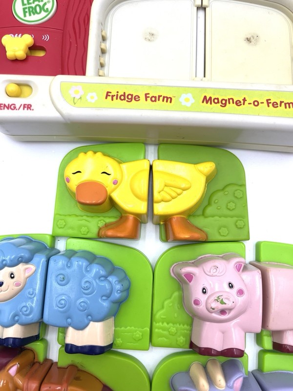 Vintage LeapFrog Fridge Farm Magnetic Animals Barn Toy Complete Set - Working gallery