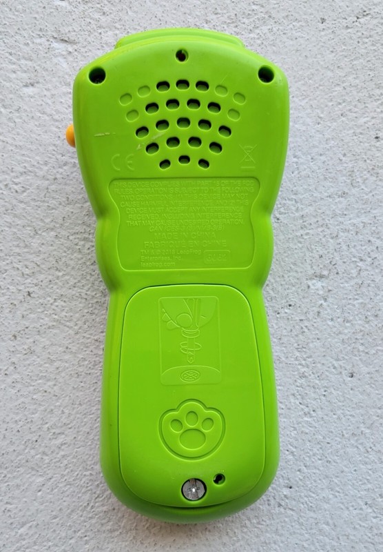 LeapFrog Scout's Learning Lights Remote Deluxe Green, Pre-owned, Tested. gallery