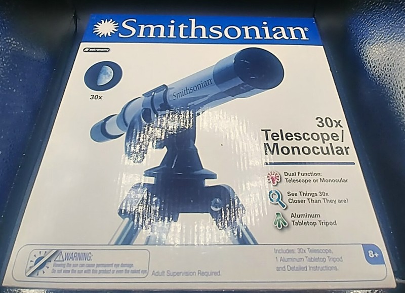 Smithsonian Telescope STEM Magnification 30x w/ Aluminum Tabletop Tripod NEW!