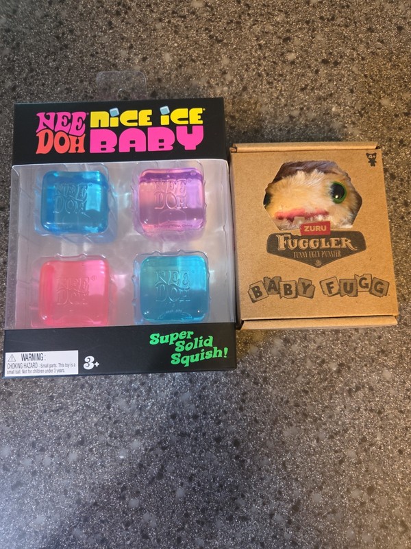 NeeDoh Nice Cube Sensory Squeeze Toy, 4-Pack+ 1 Free Baby Fuggler. All Brand New