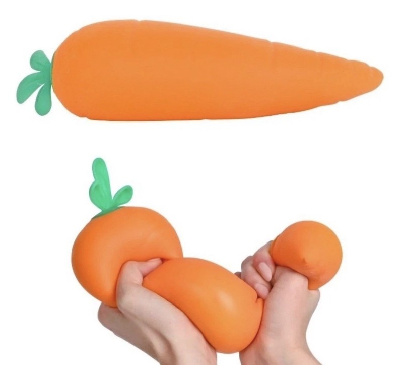SQUEEZY CARROT SQUEEZE TOY