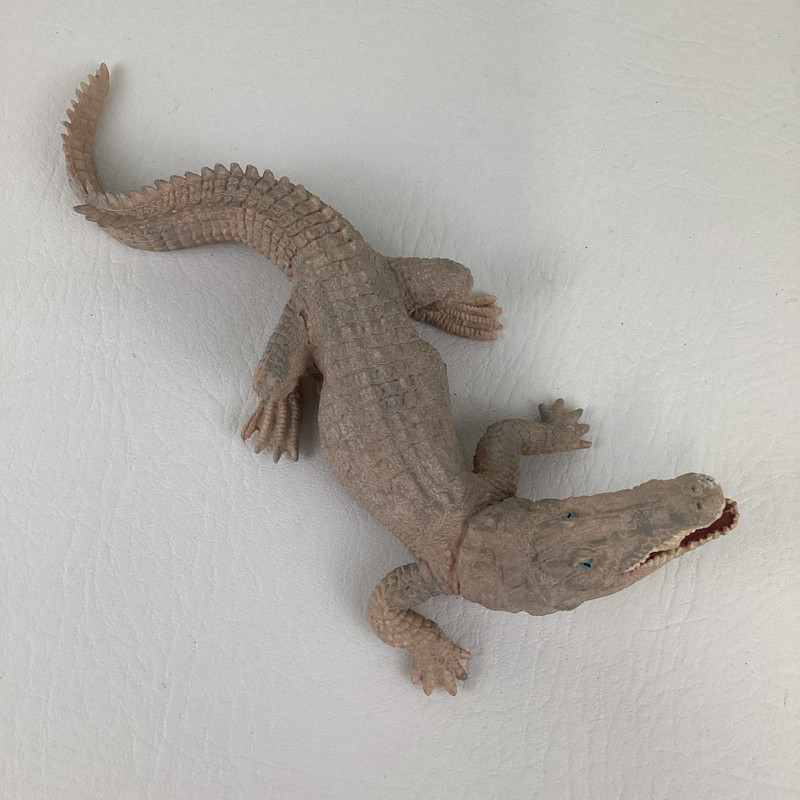Papo Wild Animal Kingdom White Albino Crocodile 9" PVC Figure Toy 2019 Alligator gallery
