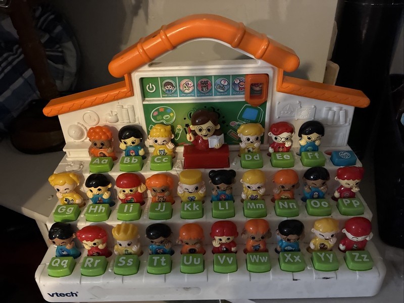 Rare Vtech ABC Learning Talking Teacher Classroom w/Web Connection Toy EUC